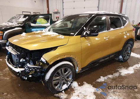 2021 Kia Seltos S z USA, uszkodzony, nr VIN KNDEUCAA6M7115864